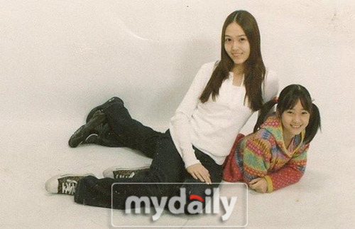 少女時代 ジェシカとf(x) クリスタルの過去写真が話題“今も昔も美人姉妹” - Kstyle