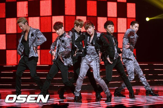 PHOTO】神話「M COUNTDOWN」に出演“第1世代アイドルの威厳” - Kstyle