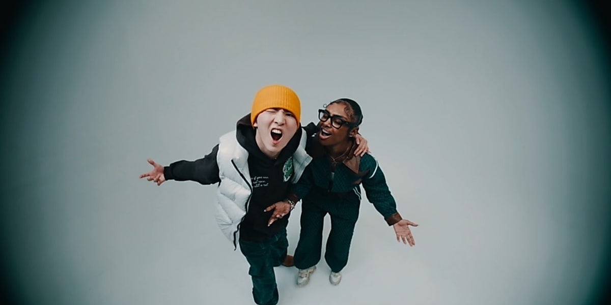 PENTAGONのキノが初のソロEP「If this is love, I want a refund」をリリース。愛の様々な感情を表現。