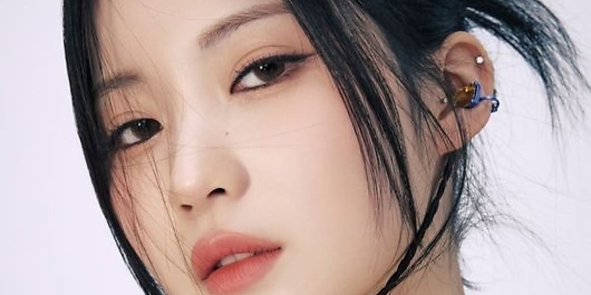 YG's new girl group BABYMONSTER releases concept posters for new album, causing sensation among fans.