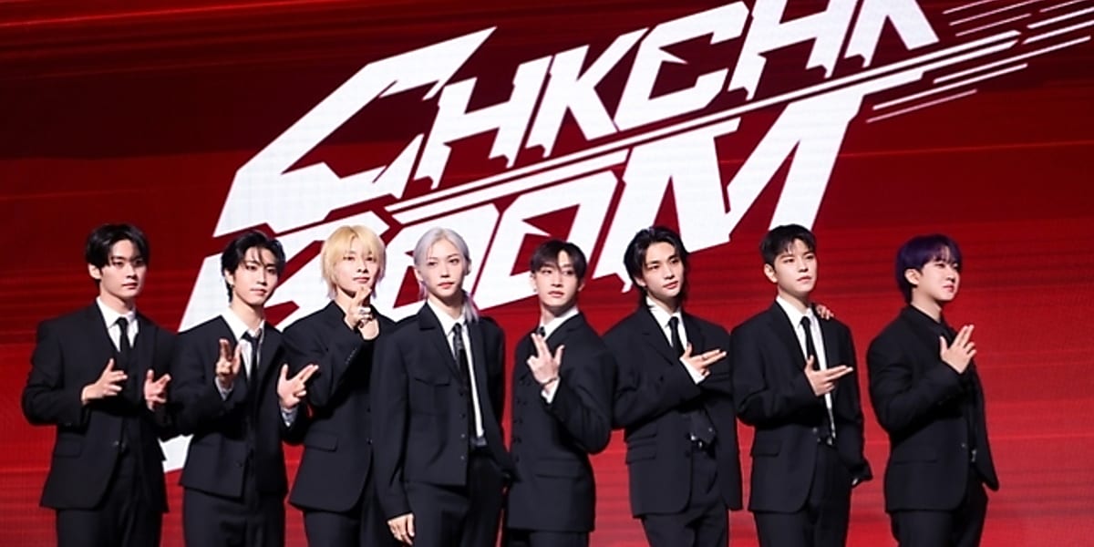 Stray Kids will release their new album 'SKZHOP HIPTAPE' on December 13, featuring 12 tracks including 'Walkin On Water'.