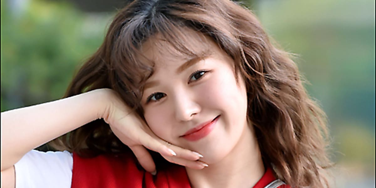 Attention is on whether Wendy from Red Velvet will return to "Young Street," with special DJs filling in until a successor is chosen.
