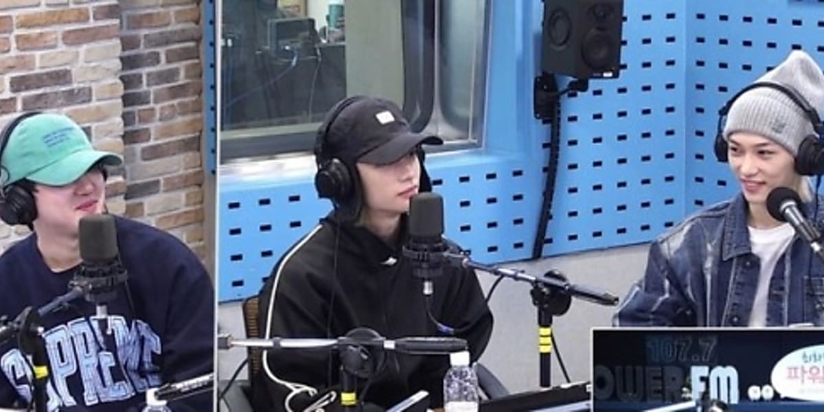 Stray Kidsのチャンビンとフィリックスが買い物の習慣を告白。フィリックスは辛炒めラーメンのチーズ味を10個買い、チャンビンは衝動買いがすごいと明かす。