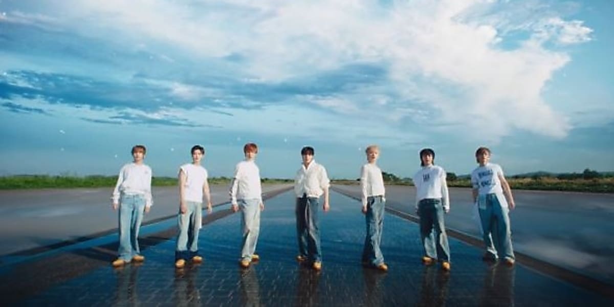 NCT DREAMが4thアルバム「DREAMSCAPE」をリリース。タイトル曲「When I'm With You」は中毒性のあるエレクトロニックポップ。  