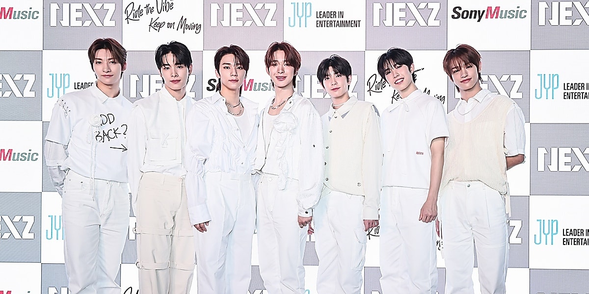 NEXZ, the 7-member boy group from Nizi Project Season2, announced their Japan debut with a 1st EP on August 21 at Tokyo Tower.