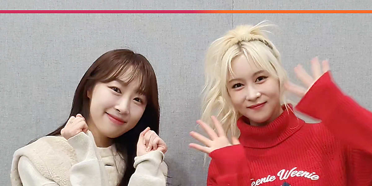 Cosmic Girls Subin & Dayoung celebrate Kstyle's 12th anniversary with special messages and signed gifts. Follow Kstyle for a chance to win!