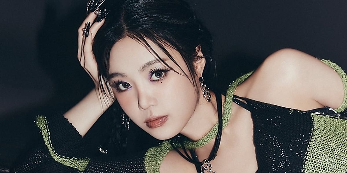 (G)I-DLEの元メンバー、スジンがソロデビューし、1st EP「AGASSY」のフィジカルアルバムの売上が10万枚を突破した。