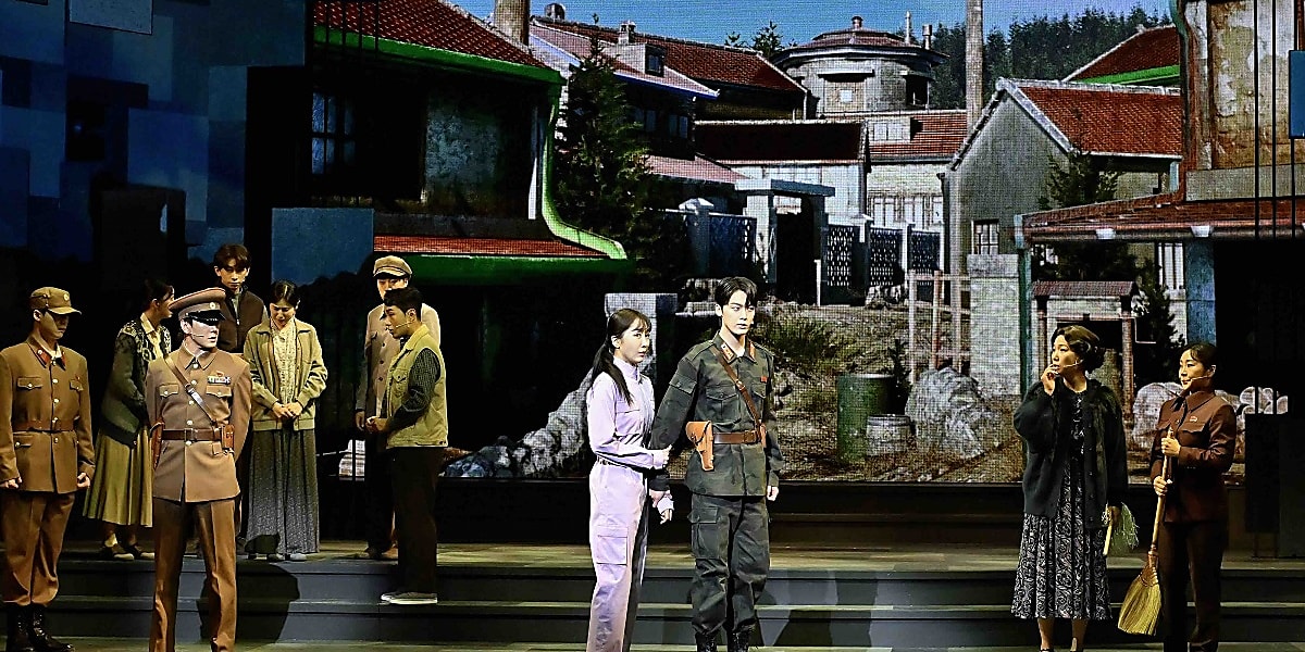 Korean musical "Crash Landing on You" premieres at New National Theatre in Tokyo, marking the first Korean musical at the venue.