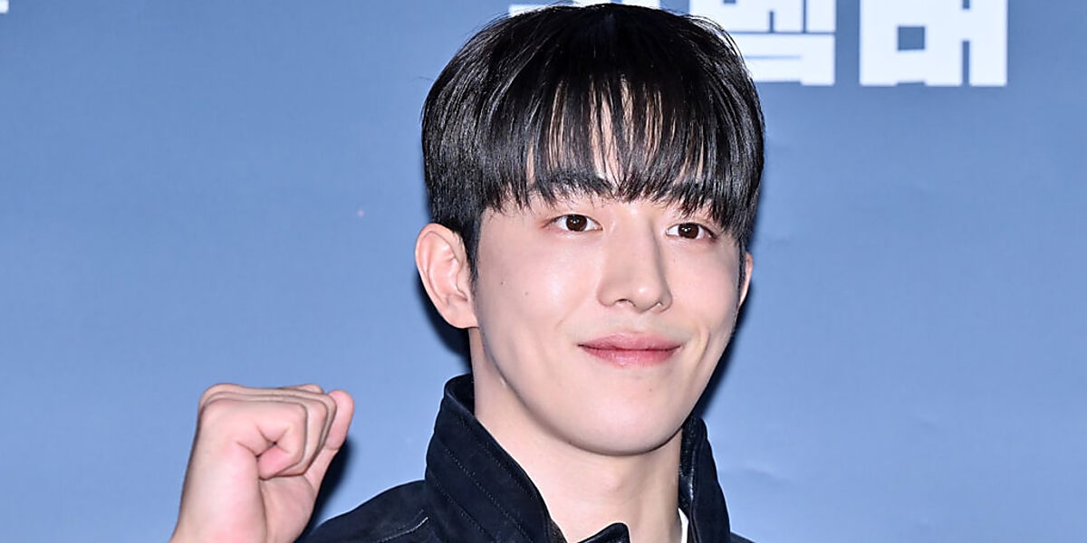 Actors who have been away for military service are about to be discharged, exciting fans.