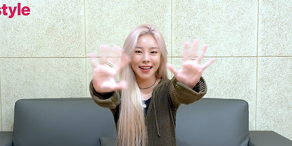 Whee In of MAMAMOO will hold a solo concert in Tokyo on May 1st as part of her 2024 world tour, sharing her excitement for the event.