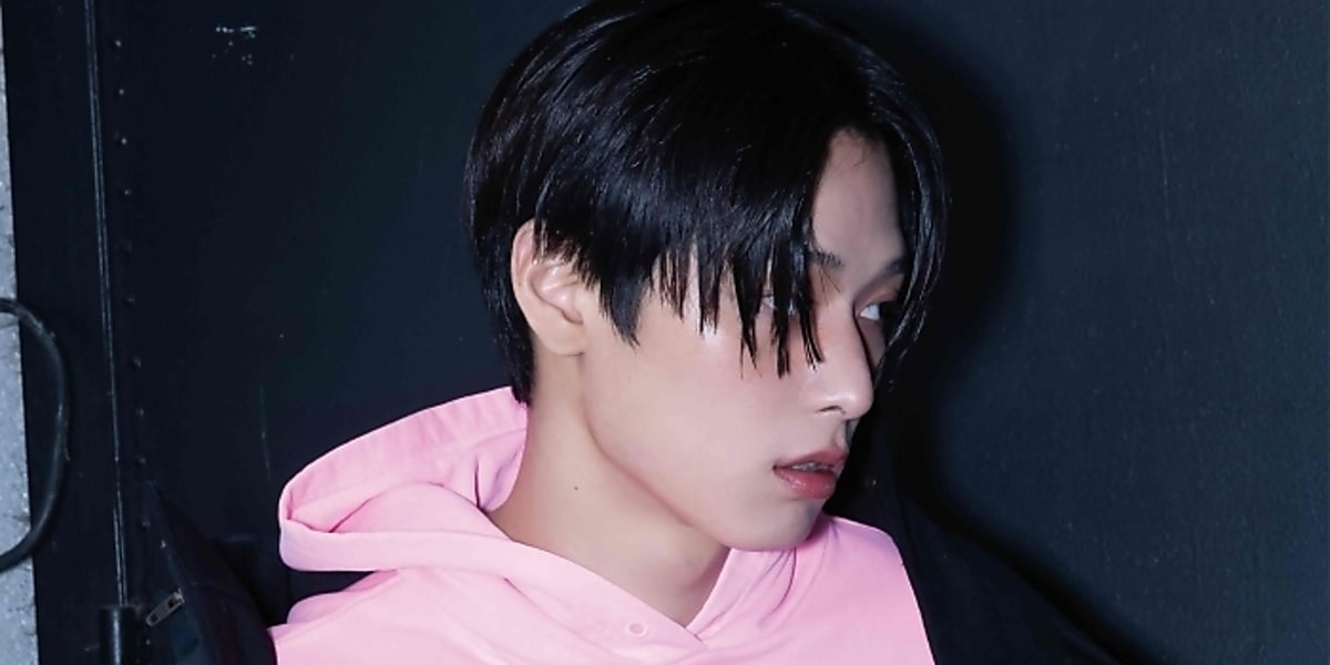 THE BOYZ's Ju-yeon donates modeling fee to WFP, wearing Balenciaga's WFP collection to support "Zero Hunger" campaign.