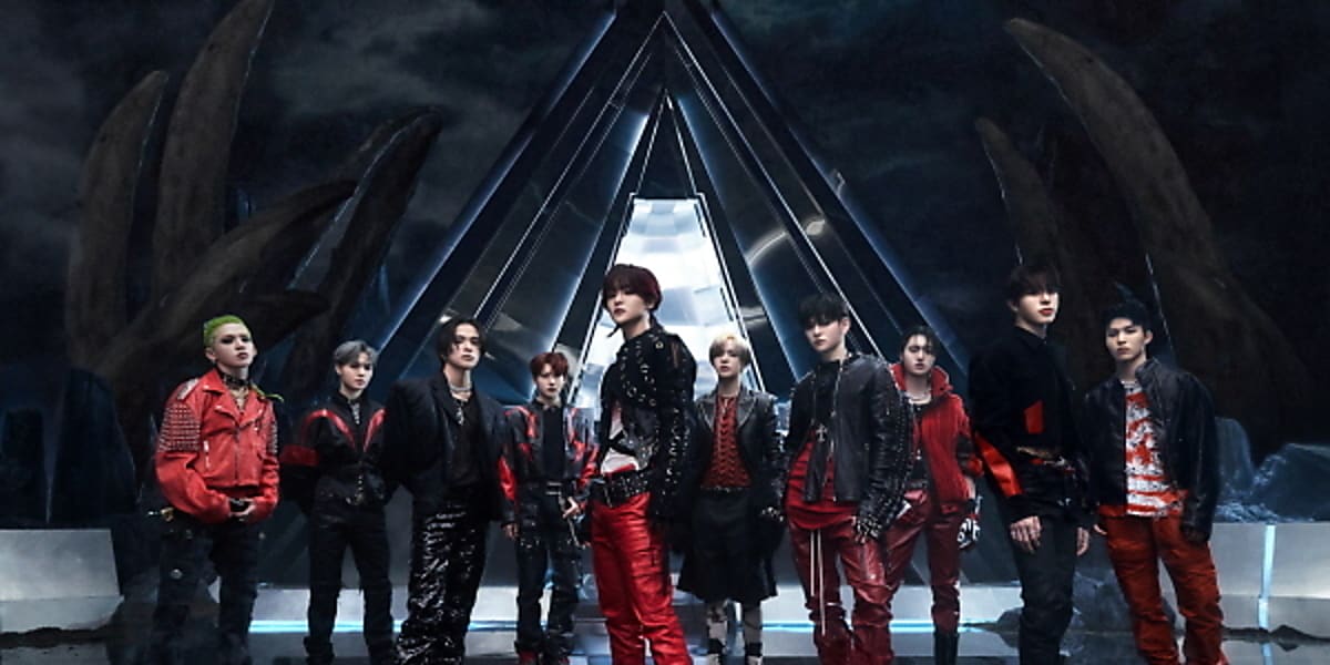 Lotte Giants celebrate 30M fans with 'THE RED FANSTIVAL' in Busan on Nov 3, featuring K-POP artists and various events.