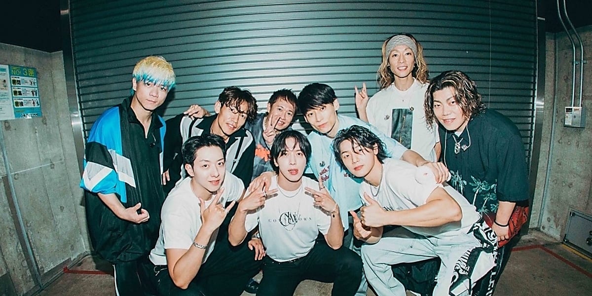 UVERworldとCNBLUEが初の対バンライブを開催。両バンドの共通点や意気投合、ファンとの一体感が話題。