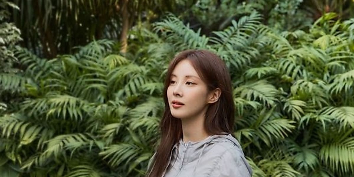 Girls' Generation's Sohyun models for BBC EARTH's 2024 spring outdoor gravure, showcasing a trendy and sustainable fashion style.