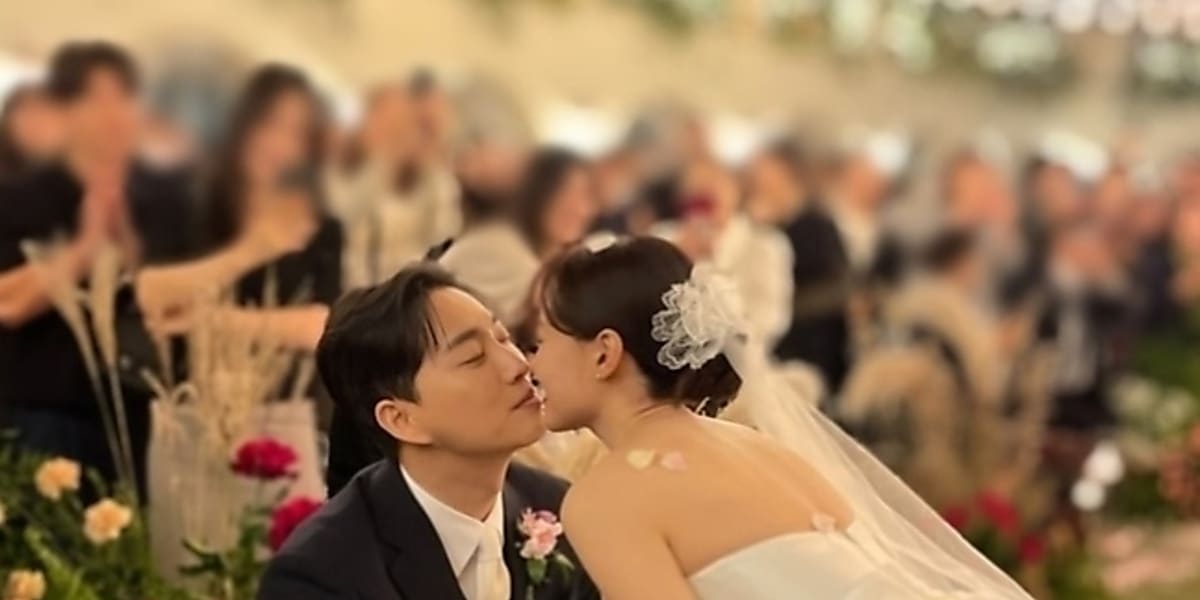 SecretのジウンがYouTuberのパク・ウィと結婚。ソナは不在で不仲説が浮上。  