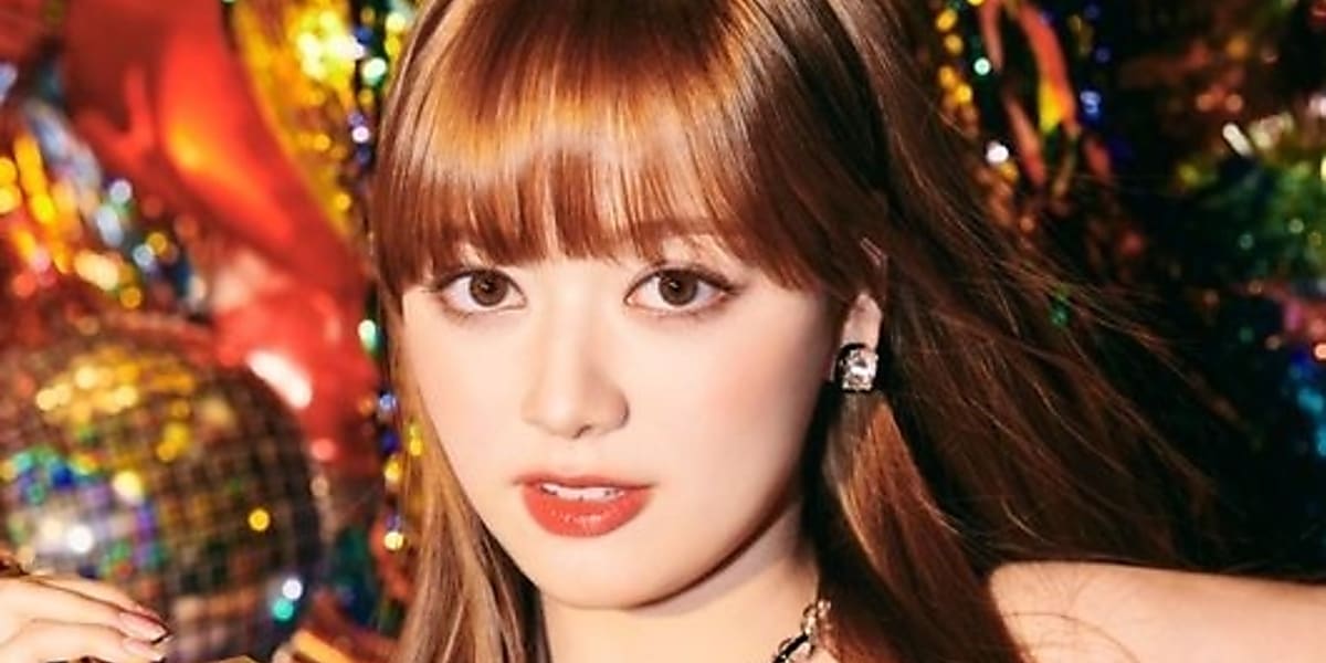 Kendall of VCHA captivates with debut teaser for "Girls of the Year" before official release of single.