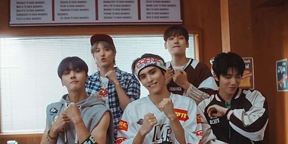 SF9が14thミニアルバム「FANTASY」を発売し、タイトル曲「Don't Worry, Be Happy」のMVを公開。メンバーは多彩な表情を見せ、ファンへの感謝が込められた。  