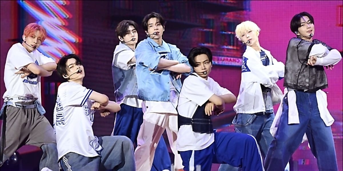 ENHYPEN returns with a romantic album "ROMANCE: UNTOLD" after shedding their dark image. Members share thoughts on the new release.