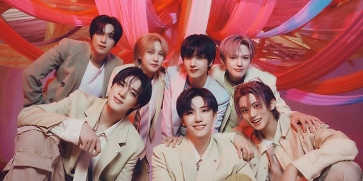 NCT DREAMが4thアルバム「DREAMSCAPE」の収録曲「Flying Kiss」のMVを公開。  