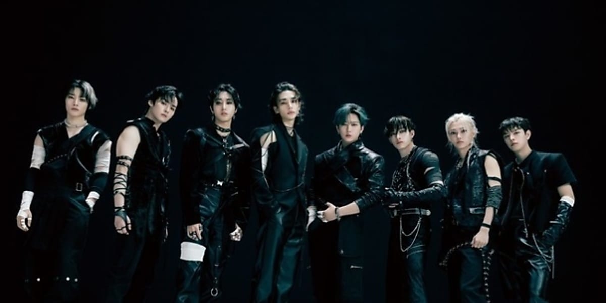Stray Kids released their 2nd Japanese album "GIANT" and its title track, topping the Oricon daily chart. They celebrate with collaborations.