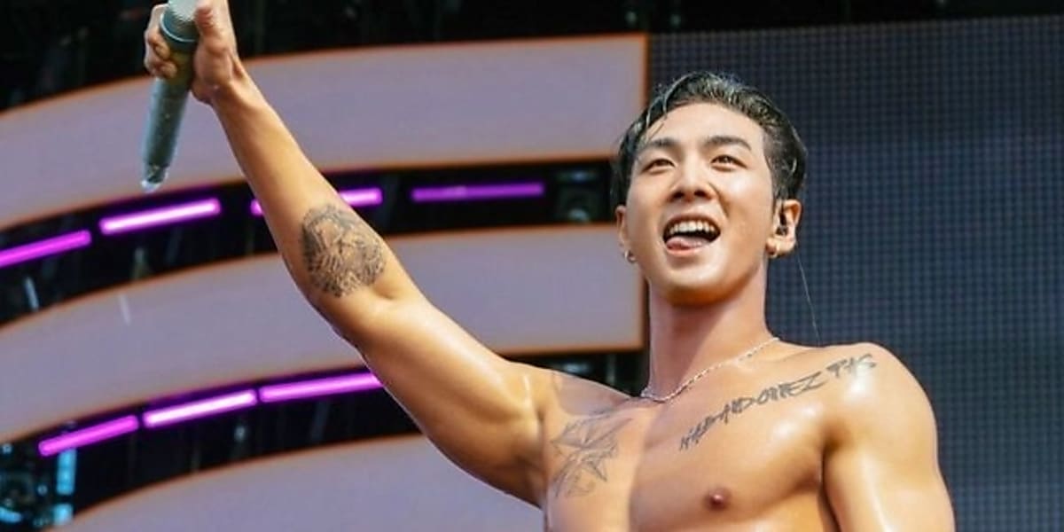NU'ESTのベクホが「WATERBOMB SEOUL 2024」で情熱的なパフォーマンスを披露。