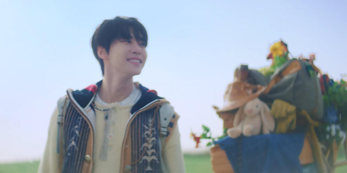 NCTのドヨンが新シングル「眩しいほど輝かしい」をリリース。若者を応援するポップロック曲で、希望を伝えるミュージックビデオも公開。  