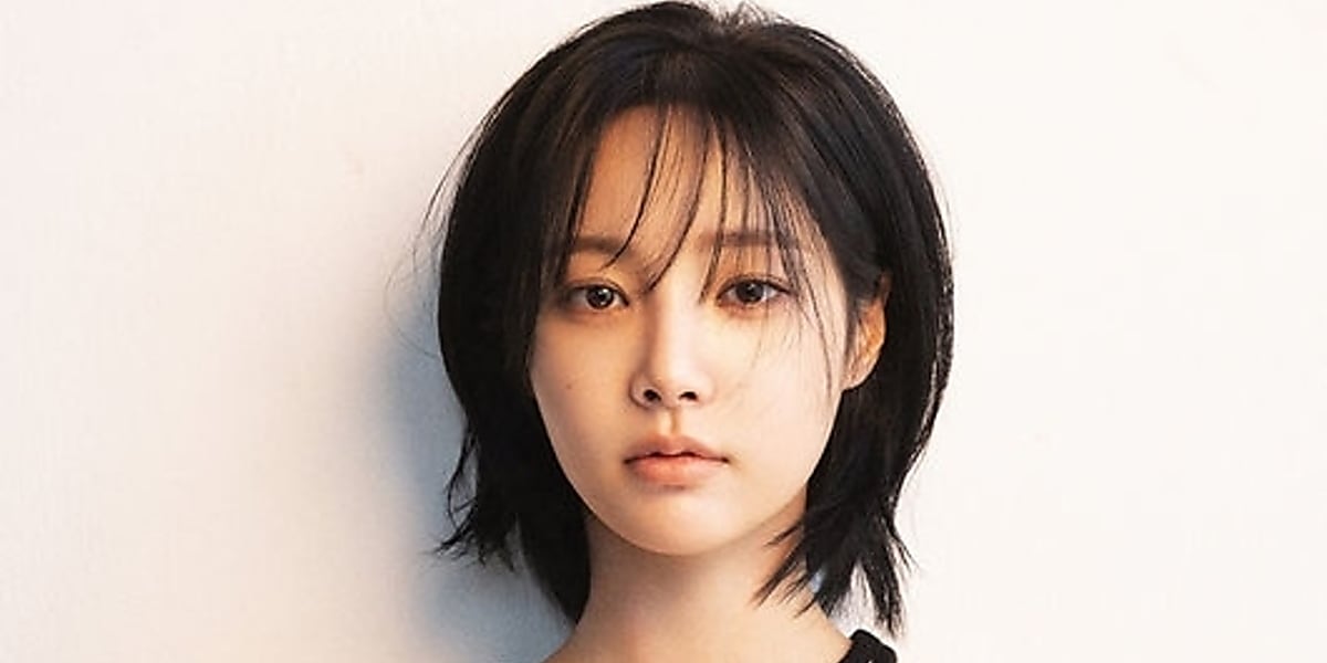 Yeonwoo's new gravure and interview in "ARENA HOMME+" June issue reveal her thoughts on self-satisfaction and personal growth.