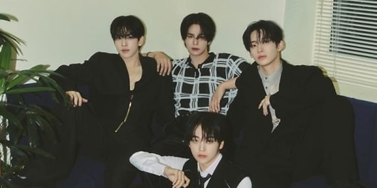 CRAVITY's Serim, Jongmo, Allen, and Hyunjun grace the cover of DELING magazine, showcasing their charm and popularity in China.