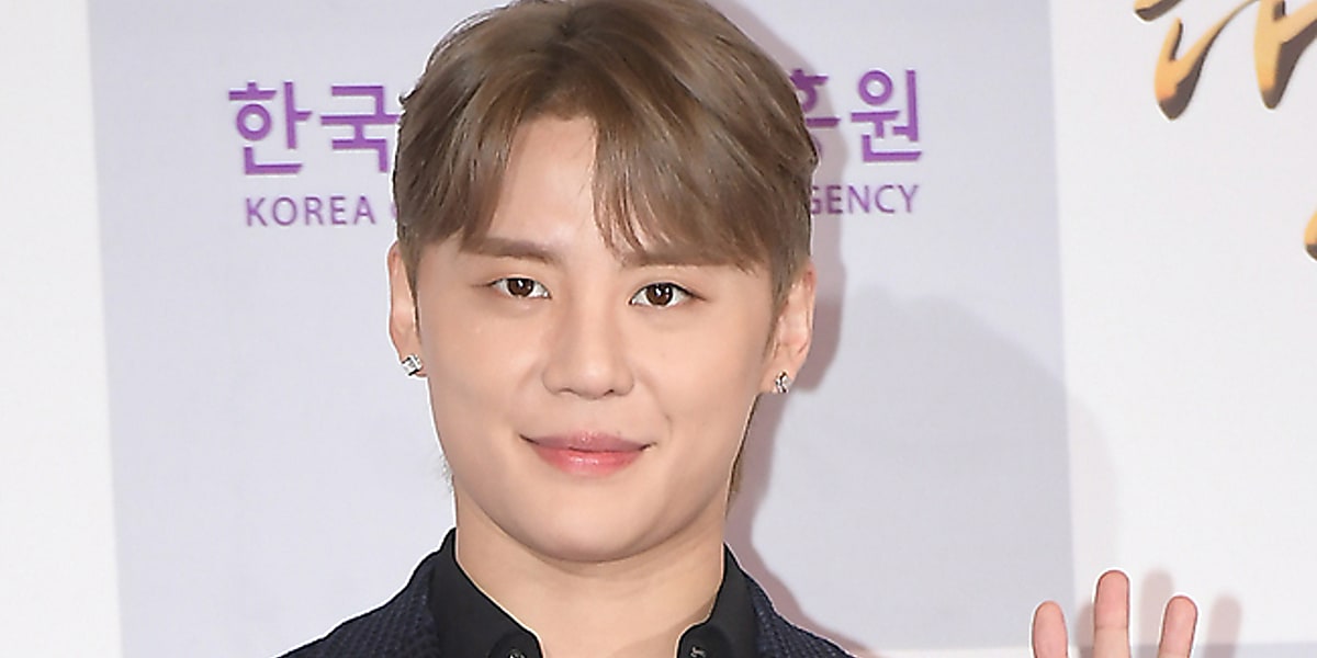 Junsu's agency claims he is a victim of extortion by a female BJ who recorded their conversations and demanded money.