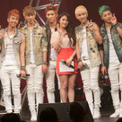 KARA ギュリ、A-JAXの日本初ショーケースに登場“後輩を応援してください!”