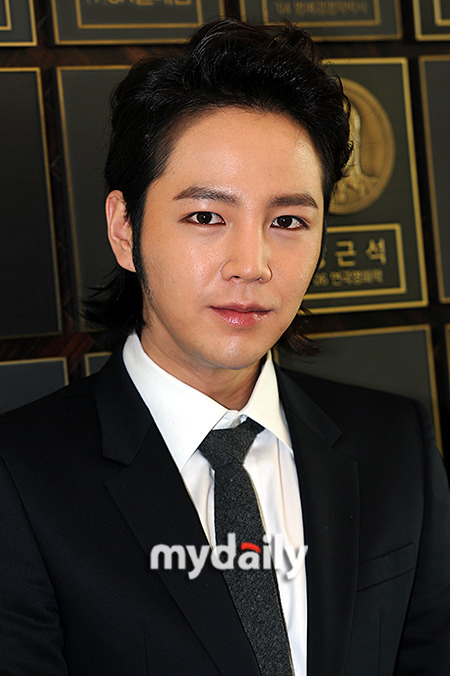 チャン グンソク 私生ファンに怒り いらないから消えろ Kstyle