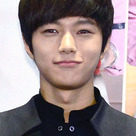 【PHOTO】INFINITE エル「お母さんが何だって」の制作発表会に出席“隠せないイケメン”