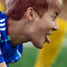 【PHOTO】JYJ ジュンス「FC MEN」チャリティーマッチ“シュートチャンスを逃し照れ笑い”