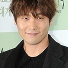【PHOTO】チェ・ダニエル、映画「桃の木」のVIP試写会に出席“シックな表情で挨拶”