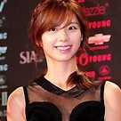 【PHOTO】パク・スジン「2012 SIA」レッドカーペットに登場“魅惑的なシースルーファッション”