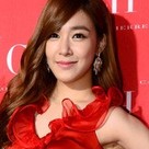 【PHOTO】少女時代 ティファニー、CAROLINA HERRERAのイベントに出席“清楚な微笑み”