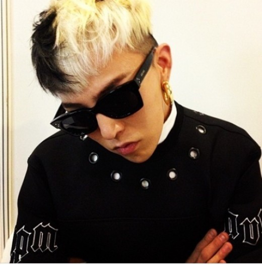 Bigbangのg Dragon 白黒ヘアスタイルを公開 ファッショニスタならでは Kstyle