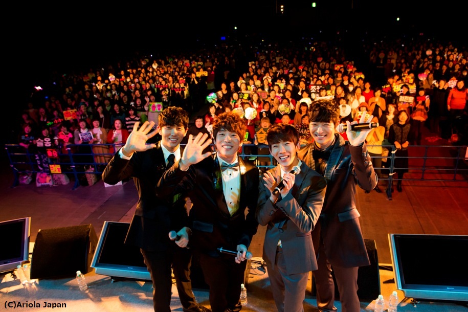 2AM、日本デビュー1周年イベント開催！新曲を初披露 - Kstyle