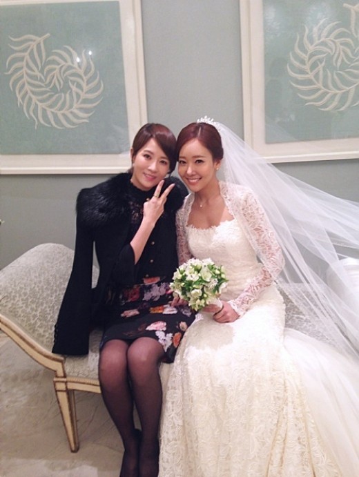 キム ソナ ソ ユジンの結婚式で撮影した写真を公開 輝く美貌 Kstyle
