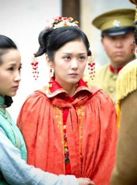 チャン ナラ 中国ドラマの撮影現場でキャッチ 伝統礼服も完璧に着こなす Kstyle