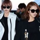 【PHOTO】2YOON、アジアプロモーションのため出国“スタイリッシュな空港ファッション”