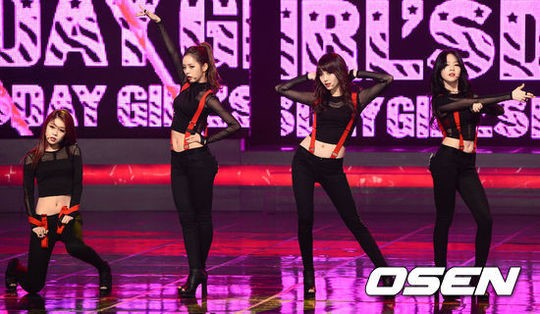 PHOTO】Girl's Day「M COUNTDOWN」に出演“セクシーなサスペンダー