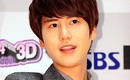 SUPER JUNIOR キュヒョンが公約…映画1000万人突破でウニョクが“上半身披露”(動画あり)