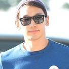 【PHOTO】RAIN、中国のテレビ番組に出演するため出国“鍛えられたボディ”
