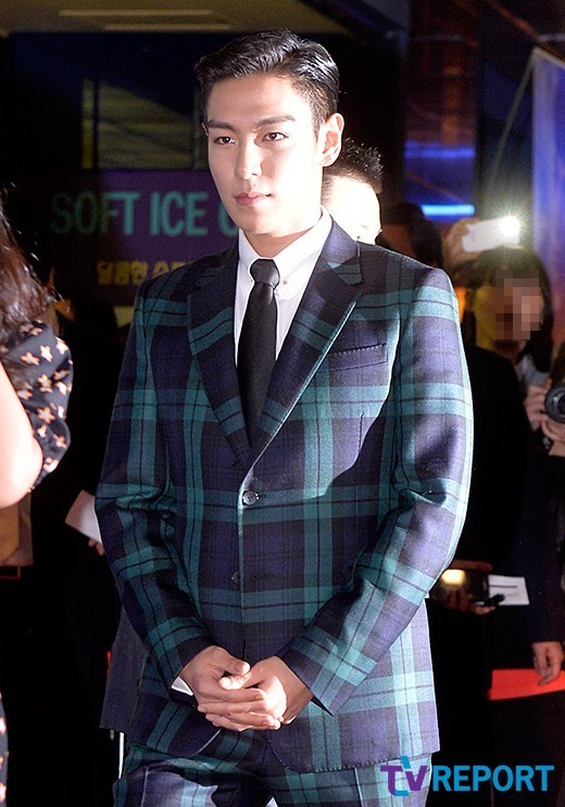 Photo Bigbangのt O P 映画 同窓生 Vip試写会に出席 輝くスター Kstyle