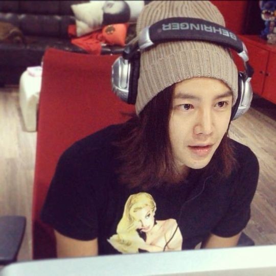 韓国俳優初 チャン グンソク 自主制作ラジオ番組で才能を発揮 Kstyle 韓国俳優初 チャン グンソク 自主制作ラジオ番組で才能を発揮 Kstyle