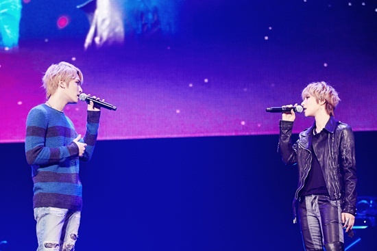 PHOTO】JYJ ジェジュン「ASIA TOUR CONCERT IN OSAKA」でファン