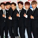 【PHOTO】EXO「ゴールデンディスクアワード」授賞式に登場“スマートなブラックスーツ”