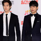 【PHOTO】CNBLUE「ゴールデンディスクアワード」授賞式に登場“クールなブラック”