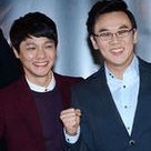 【PHOTO】キム・イングォン&ホン・ギョンイン、映画「神が送った人」の試写会に出席“ファイト!”